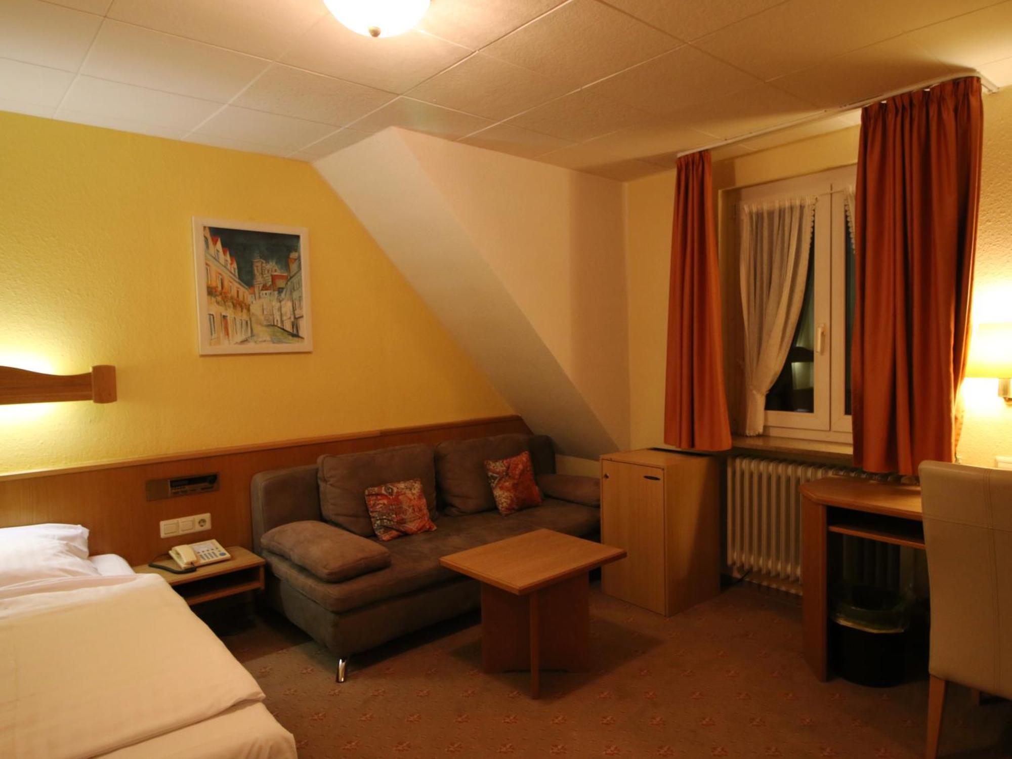 Hotel Gasthof Baeren Weingarten  Dış mekan fotoğraf