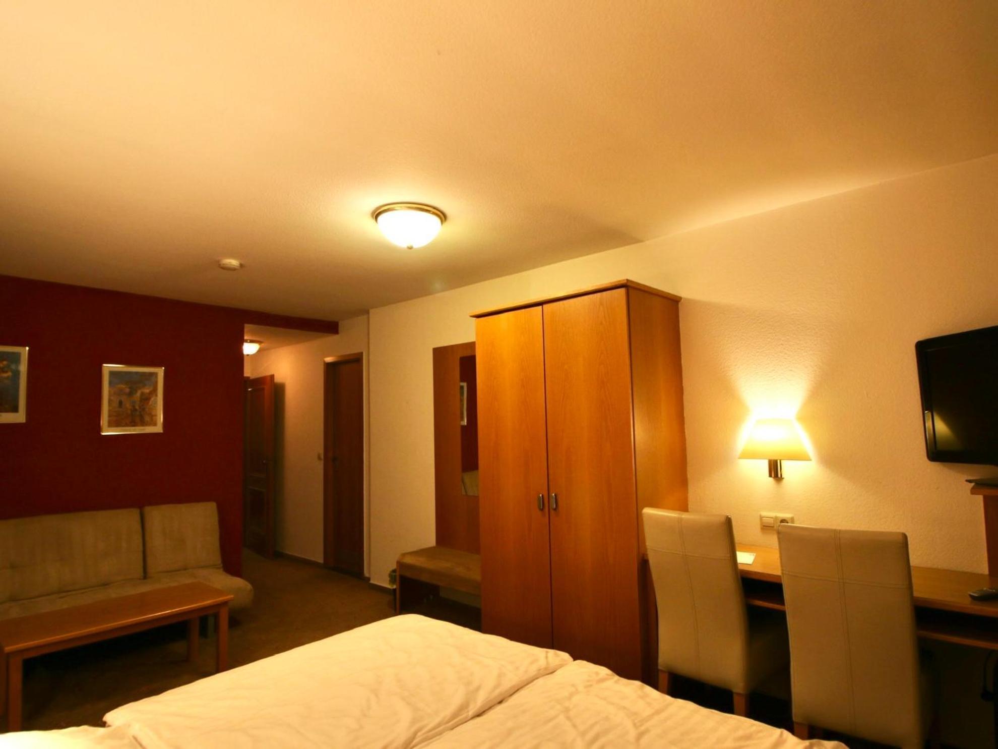 Hotel Gasthof Baeren Weingarten  Dış mekan fotoğraf