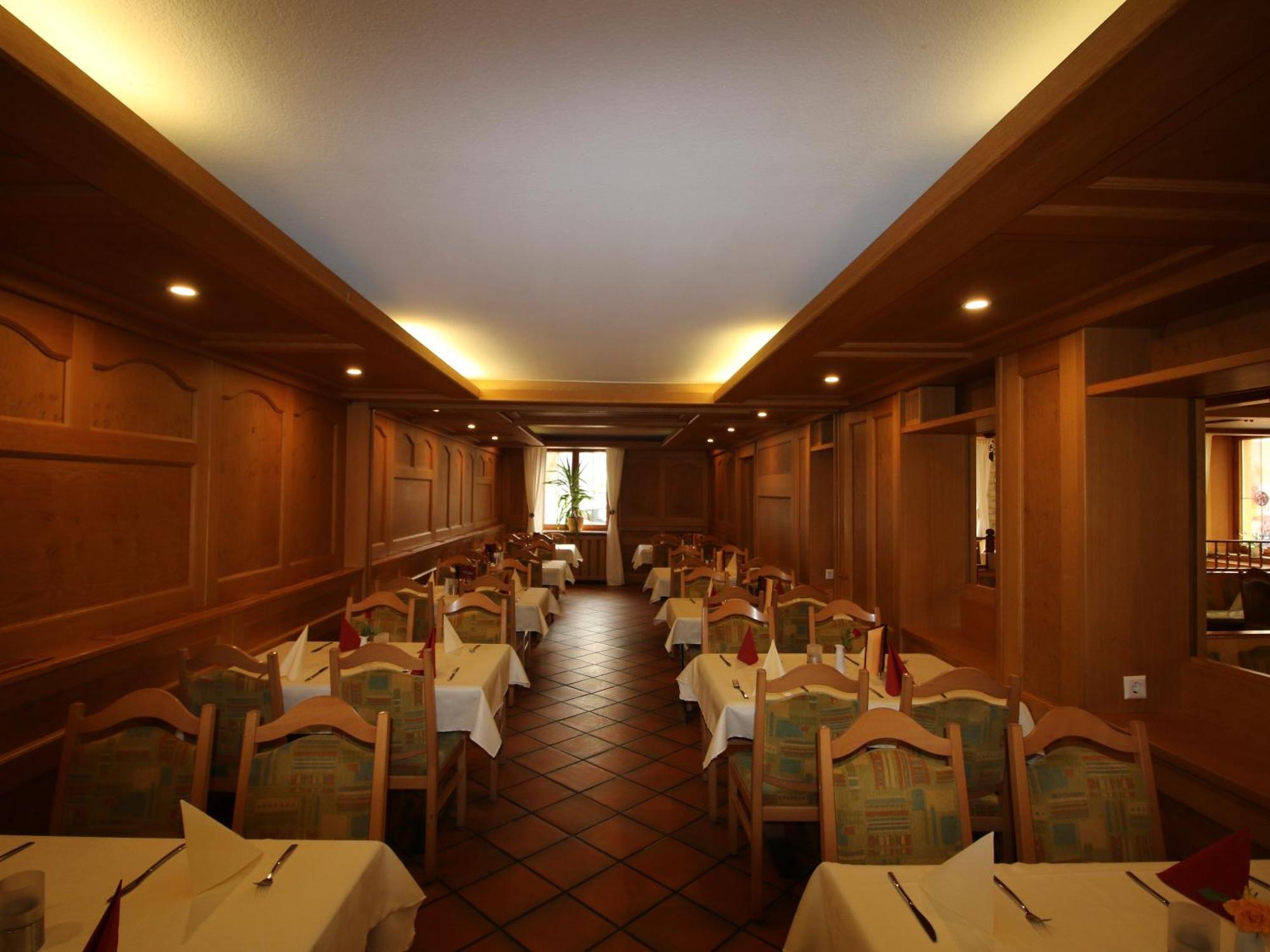 Hotel Gasthof Baeren Weingarten  Dış mekan fotoğraf
